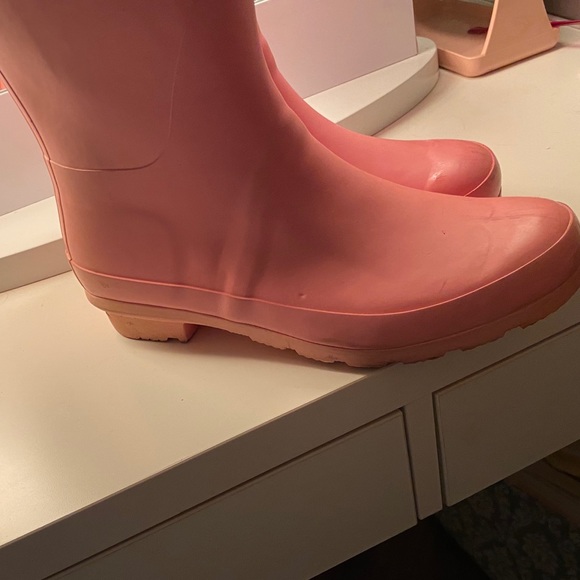 Hunter Boots - Picture 2 of 6